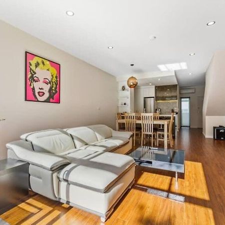 אוקלנד Sleek Modern Pad Next To Spark Arena Free Parking מראה חיצוני תמונה